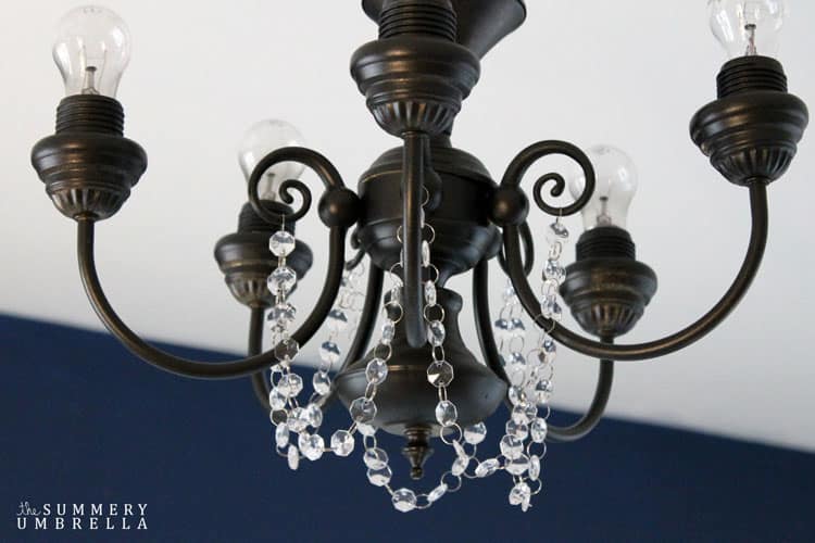 Life is complicated enough as it is so your home decor not only needs to be beautiful but easy to create as well! Try this DIY Chandelier for an easy update