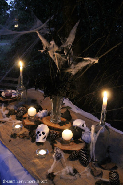 Most Amazing Rustic and Spooky Halloween Table Décor