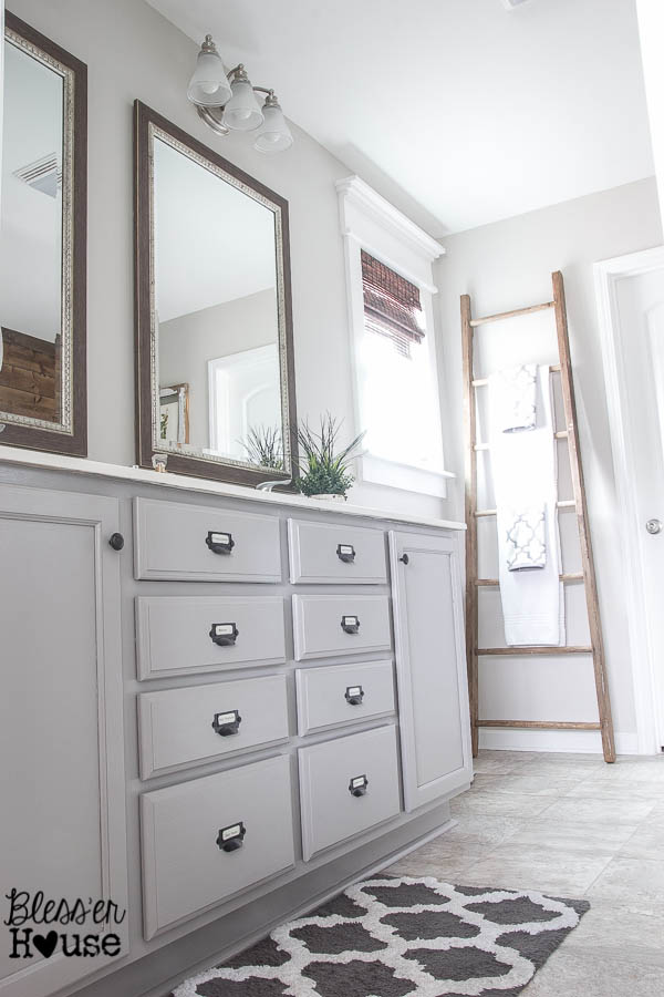 Learn how a few items from the local Dollar Store can change your bathroom drawer organization into a work of art! This is a definite MUST PIN!