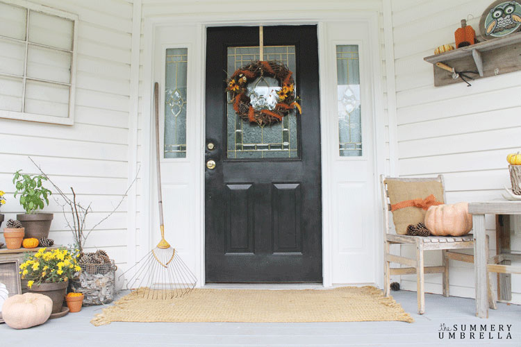 You'll definitely WANT to learn how to create a rustic fall wreath with a few simple, but beautiful materials. Find out how now!