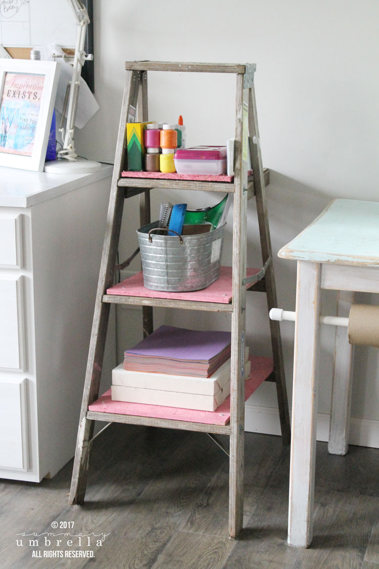 diy kids storage ladder, diy kids bookshelf