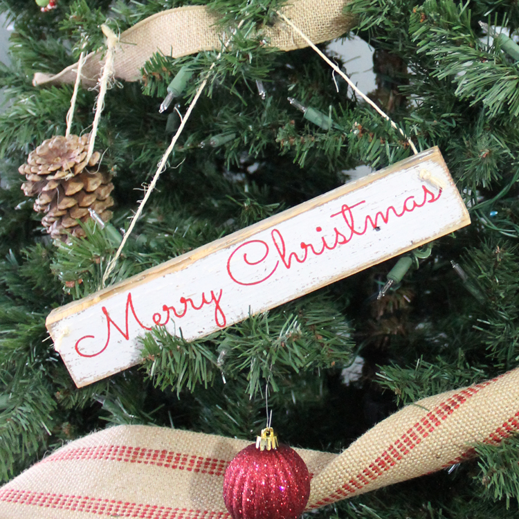 Crafting Cheer: How to Create DIY Christmas Ornaments Out of Wood Signs