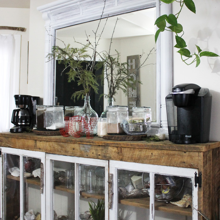 Rustic Holiday Coffee Station Decor for Family Gatherings