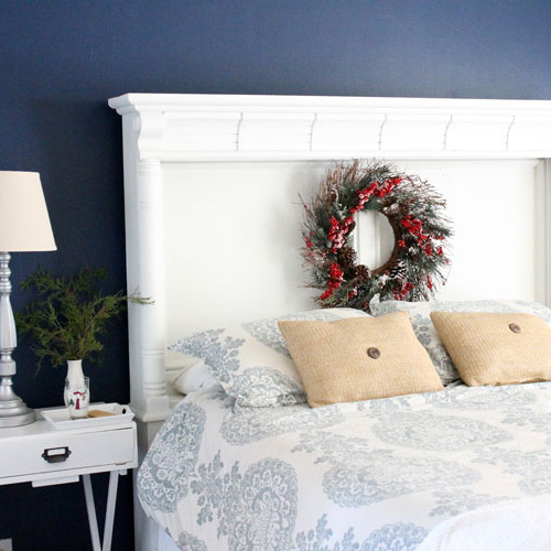 Beautiful and Simple Holiday Bedroom Decor