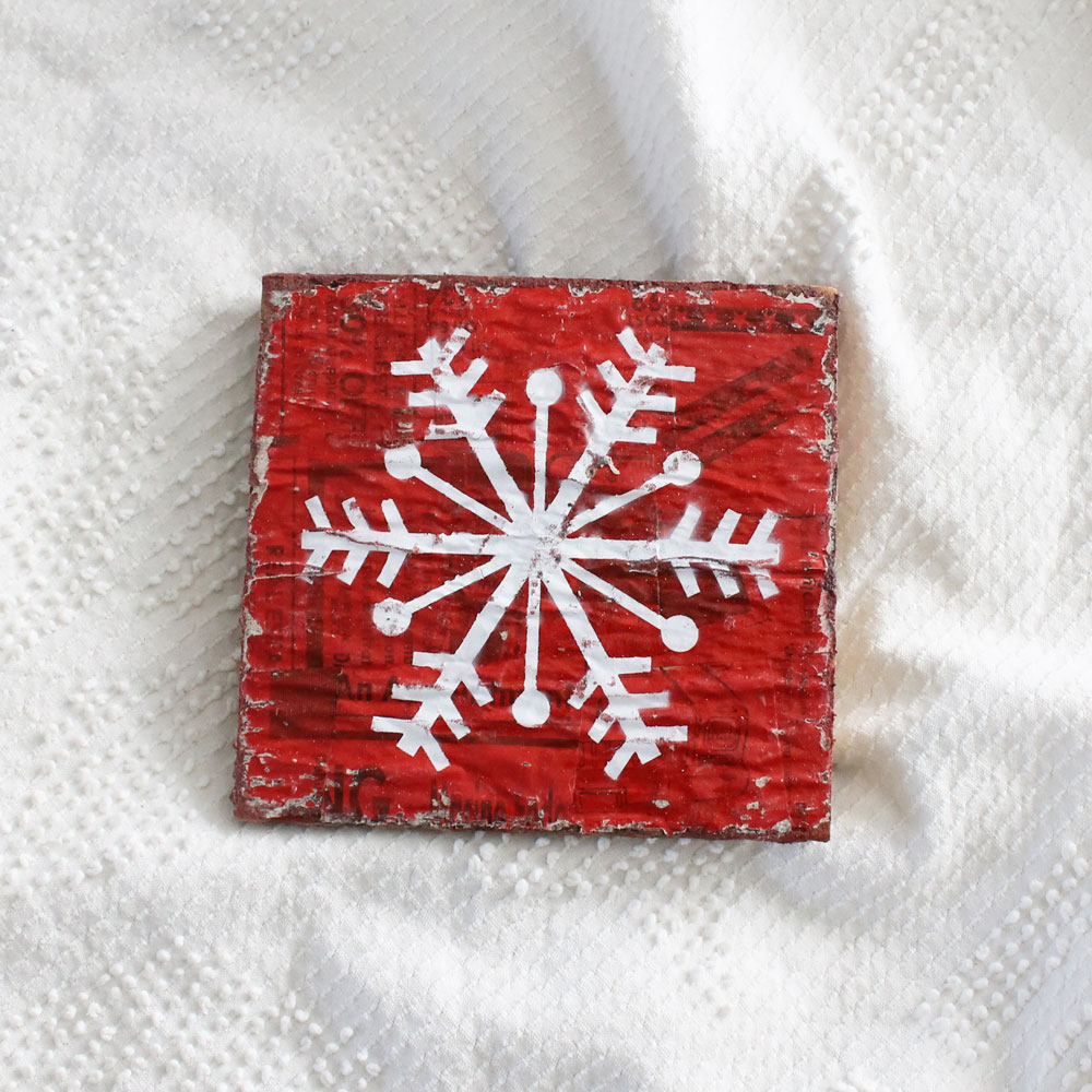 Get Creative with Winter Decor: How to Make a DIY Vintage Snowflake Sign