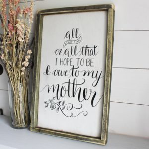 The Best DIY Mother's Day Wood Sign