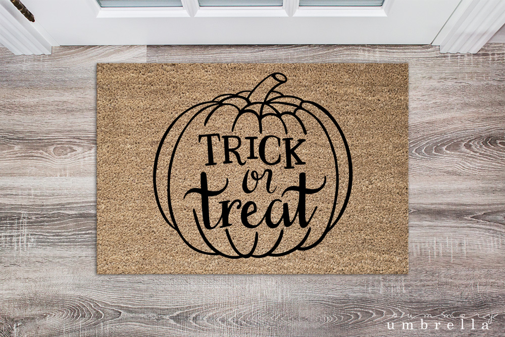 Trick or Treat Mat