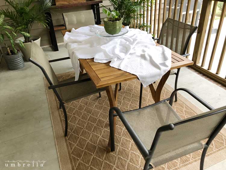 painting patio furniture