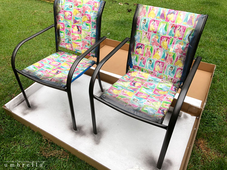 How to Paint Metal Patio Furniture Like a Pro - LZ Cathcart