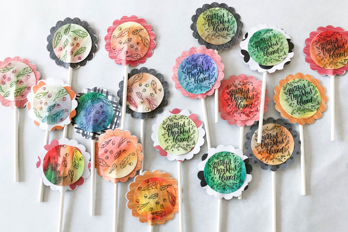 Cupcakes are a fun addition to a birthday party, baby shower, wedding, or any holiday. If you’re looking for a way to add pizazz to your cupcakes, learn how to make these beautiful DIY Watercolor Cupcake Toppers from any printable graphic. Click through to see the video tutorial! #cupcakes #cupcaketoppers #thesummeryumbrella