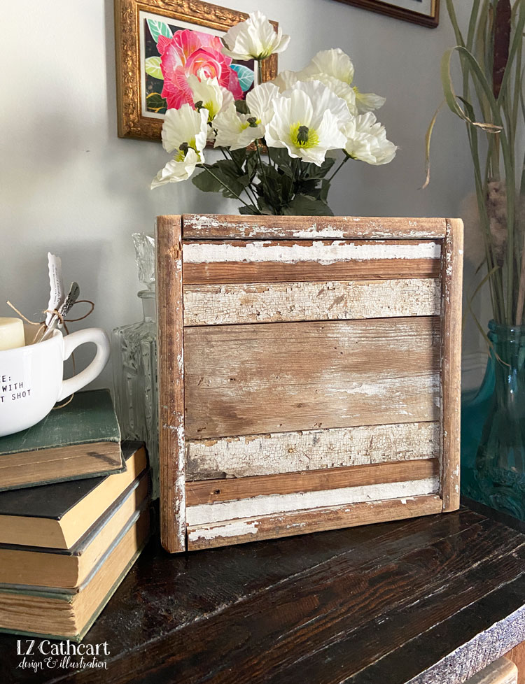 Would you love to learn how to make your own DIY Farmhouse Sign using chippy paint and reclaimed wood? Join me now for the full tutorial! #diyfarmhousesign #diysign #chippypaint #reclaimedwoodsign #woodsign #diywoodsign